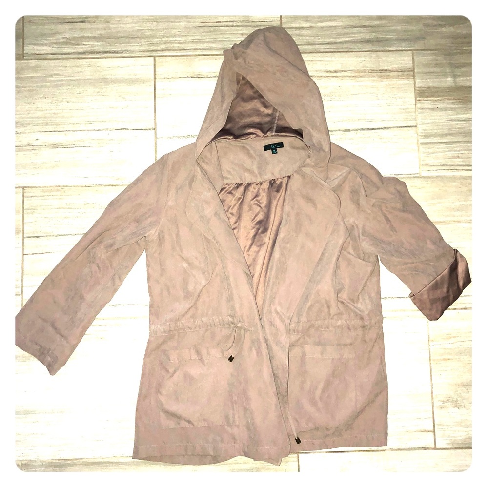 Lightweight jacket